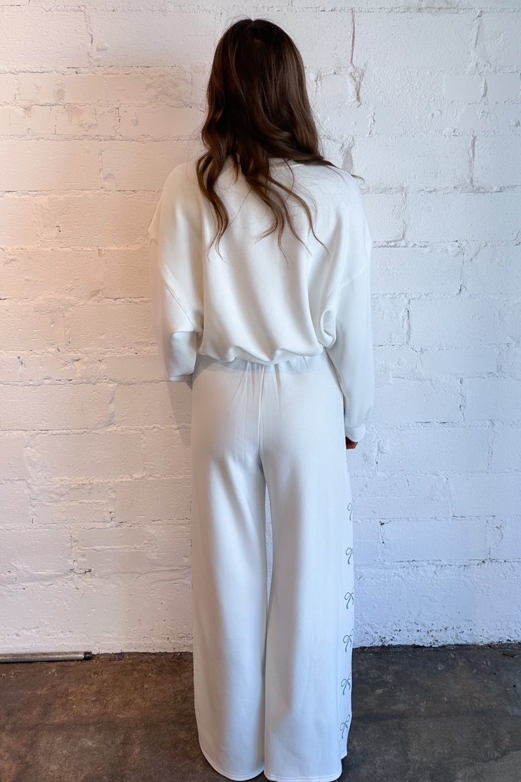 Wide Leg Bow Fleece Pant