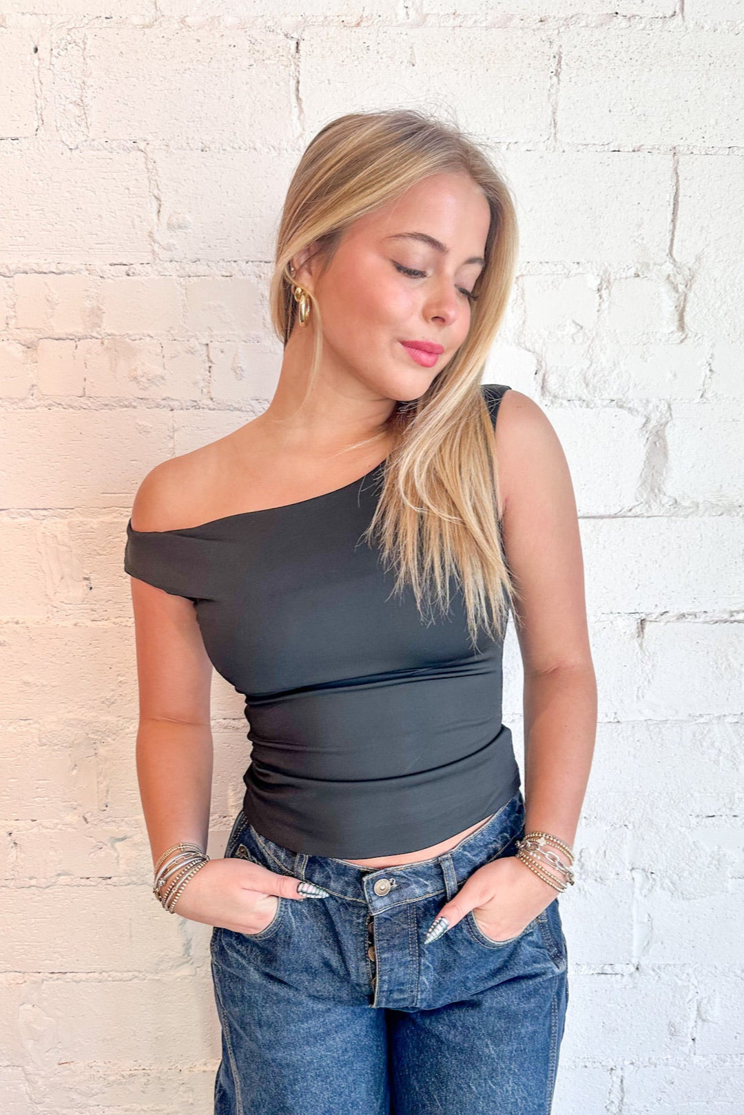 Everyday Essential Fitted Top, Basic Top, Adeline Boutique, Tops, Off The Shoulder Top, Dallas Boutique