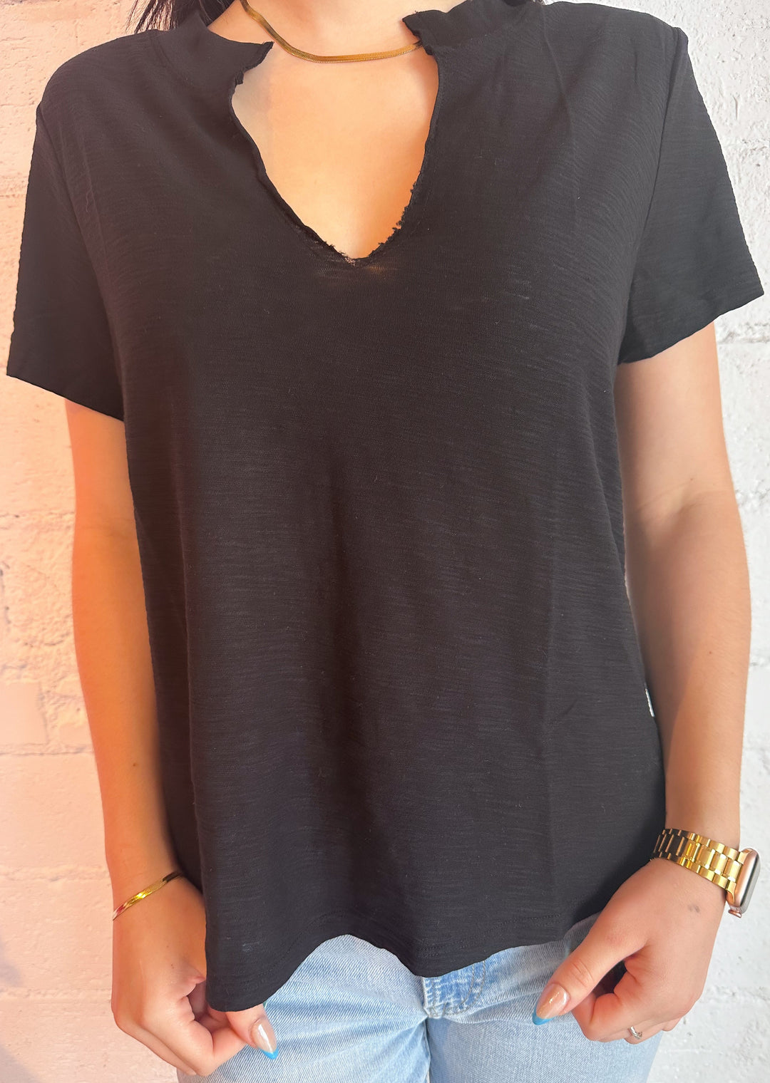 Black Plata Notched Tee