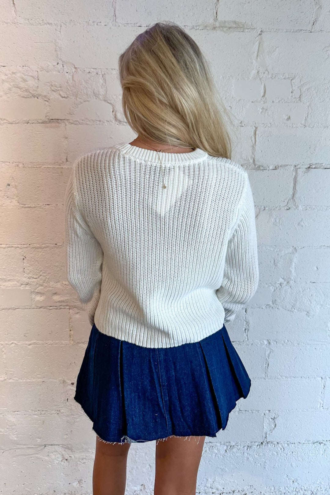 Available in white and blue
Cable-knit design for a classic look
Soft, cozy fabric
Relaxed fit for all-day comfort