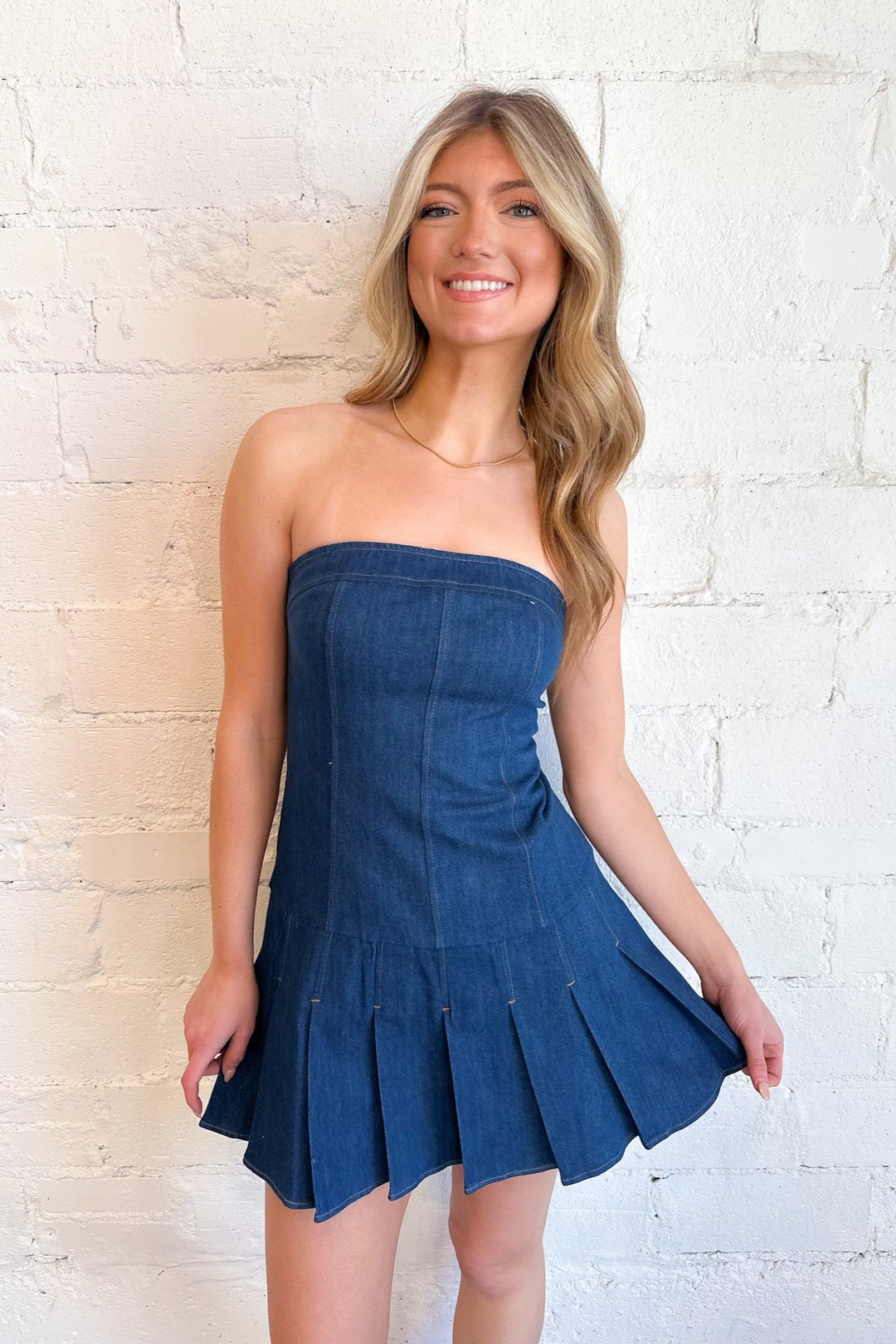 strapless denim dress, denim pleated dress, strapless pleat denim dress, dallas boutique, womens boutique dallas 